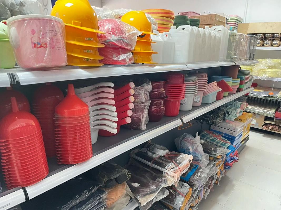 誠(chéng)信經(jīng)營(yíng)，貨真價(jià)實(shí)——記一家便民的五金雜貨店